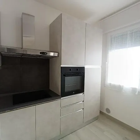 F&g Prestige Apartman Marghera